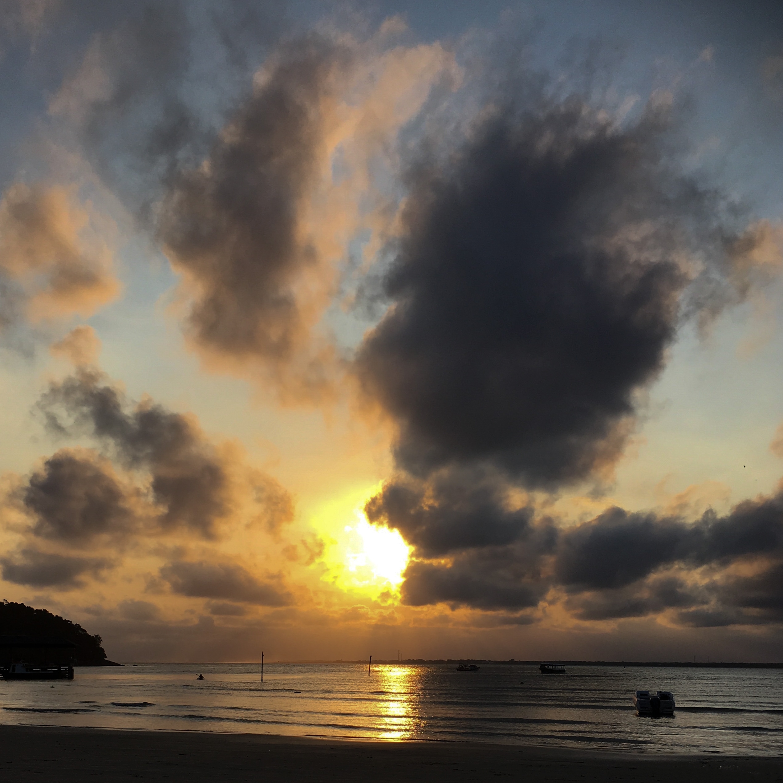 #cloudface #sundown #coast #perception #natureresponds